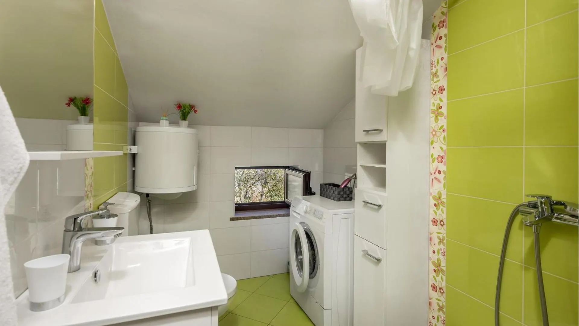 Cozy Apartment In Matulji With House Sea View